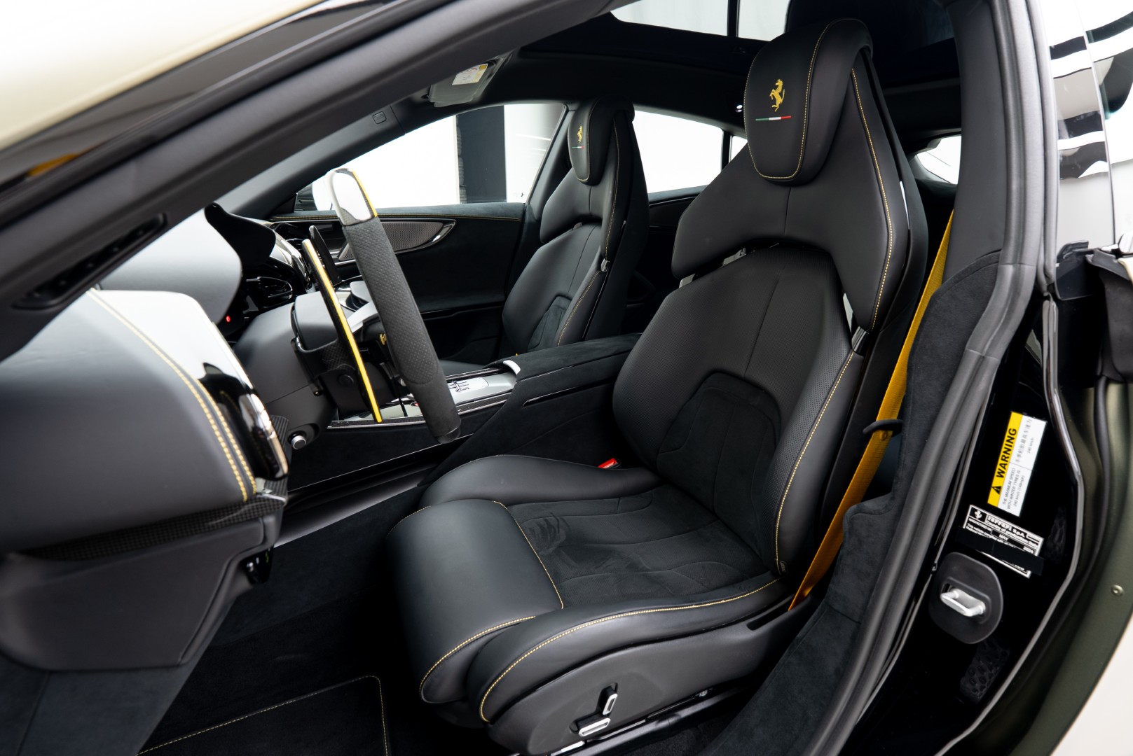 2024 FERRARI PUROSANGUE | GCC | FULL CARBON | MAIN DEALER WARRANTY  SERVICE | HIGH SPECS